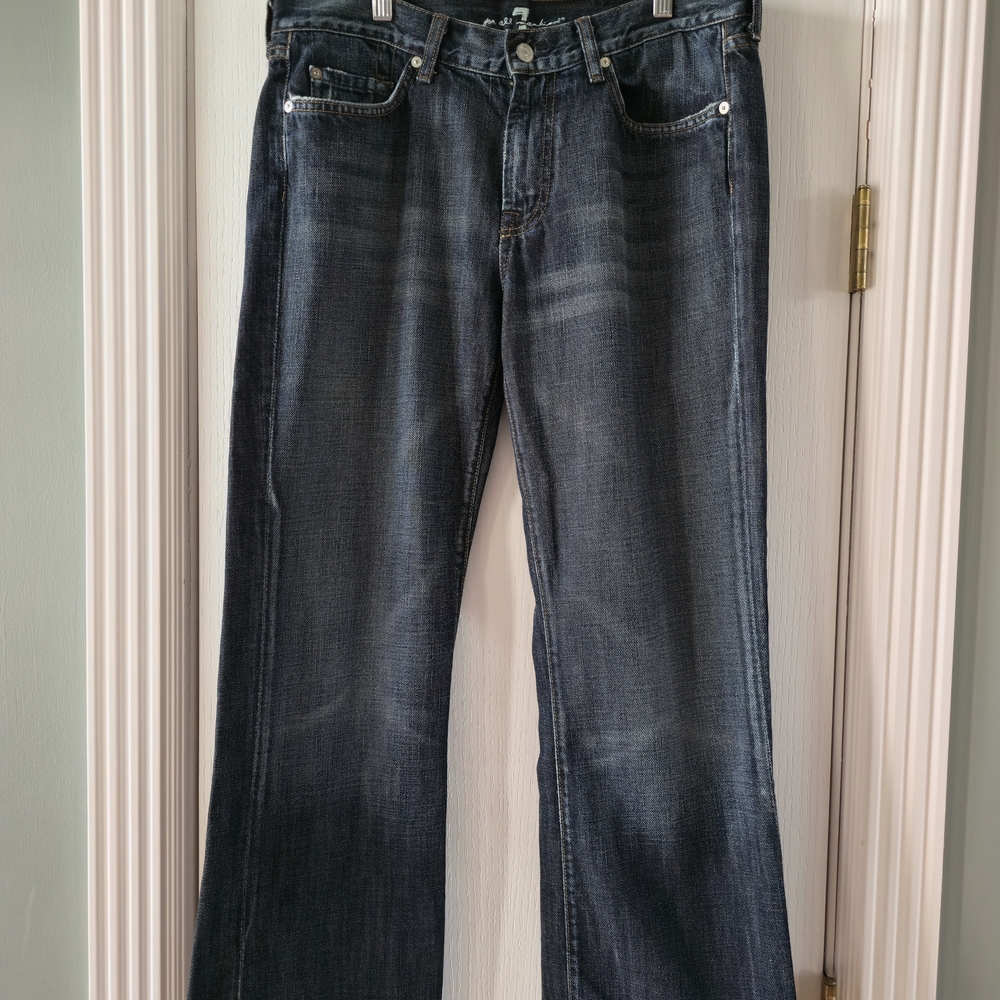 7 FOR ALL MANKIND BOOTCUT JEANS 33